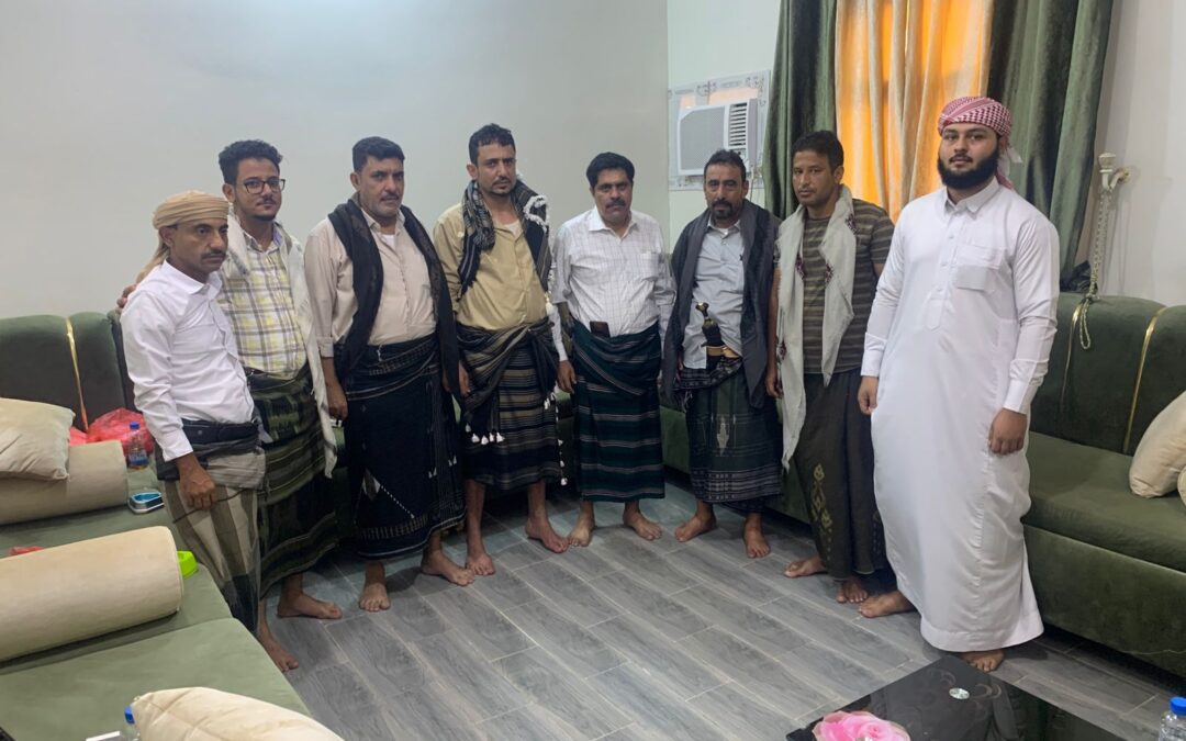 لقاء تعارفي يجمع بين المحمدي والسعيدي مع شيخ المناصرة  حضرموت