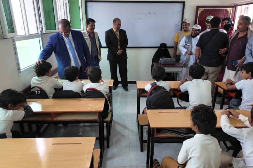 وزير الشؤون الاجتماعية يفتتح قرية السلام الكويتية بعدن