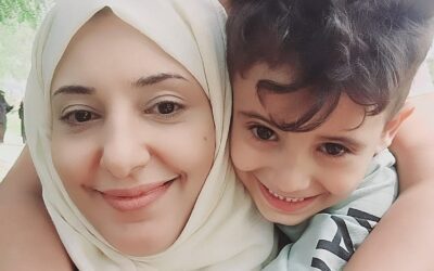 ميليشيا الحوثي تفرج عن الإعلامية سحر الخولاني بعد 5 أشهر من الاختطاف
