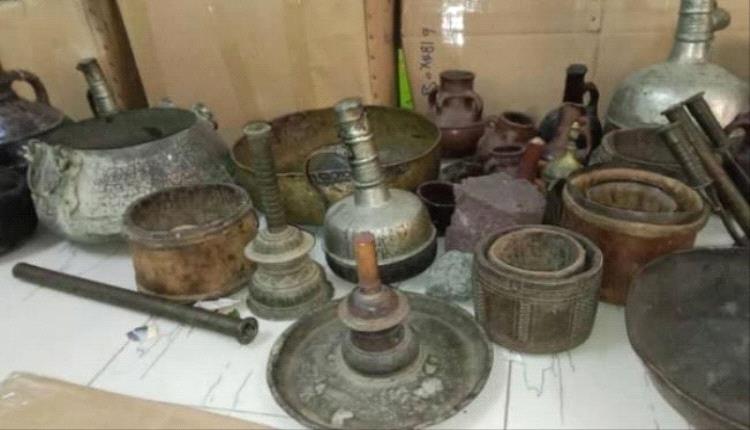 إحباط محاولة تهريب 11 قطعة أثرية عبر مطار عدن