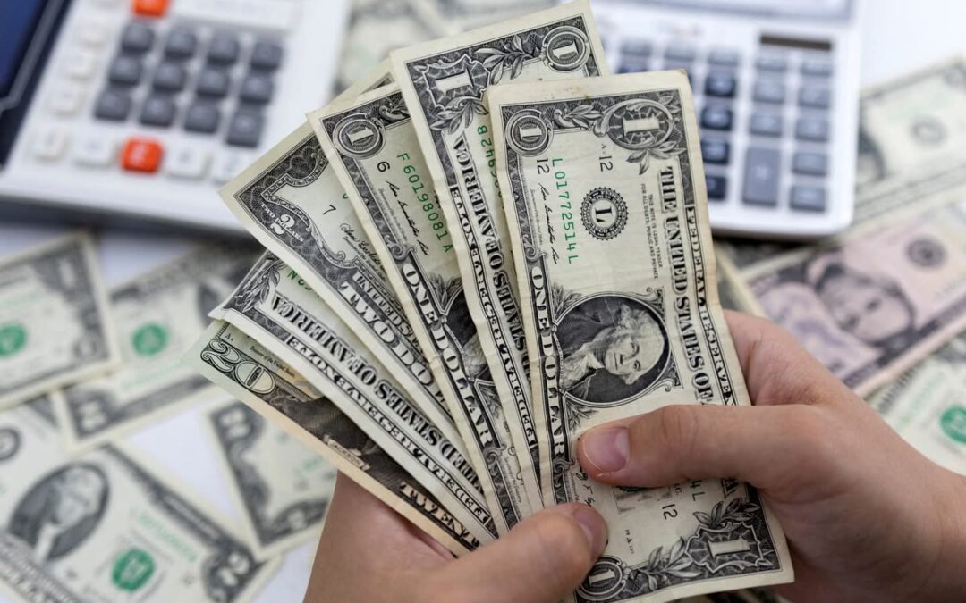 هل لديك دولارات قديمة؟ تعرف على التغييرات القادمة في العملة الأمريكية