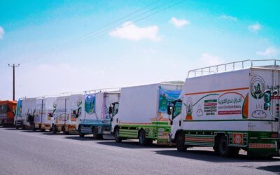 “أفران عدن” الخيرية تسيّر قافلة مساعدات غذائية رمضانية لمحافظة أبين