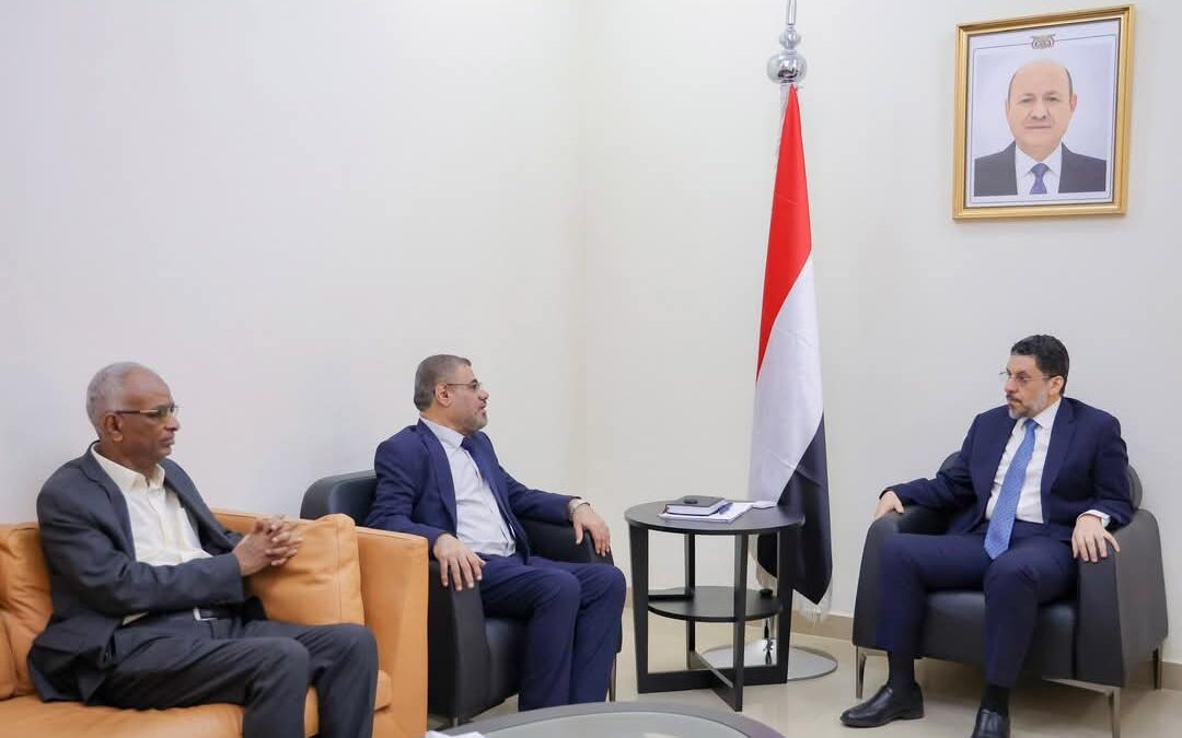 رئيس الوزراء يؤكد جاهزية الحكومة لتقديم موازنة الدولة للعام 2025م إلى مجلس النواب