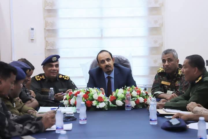 محافظ حضرموت يترأس الجلسة الختامية للقاء التشاوري السنوي لإدارة الأمن والشرطة بساحل حضرموت 2025م