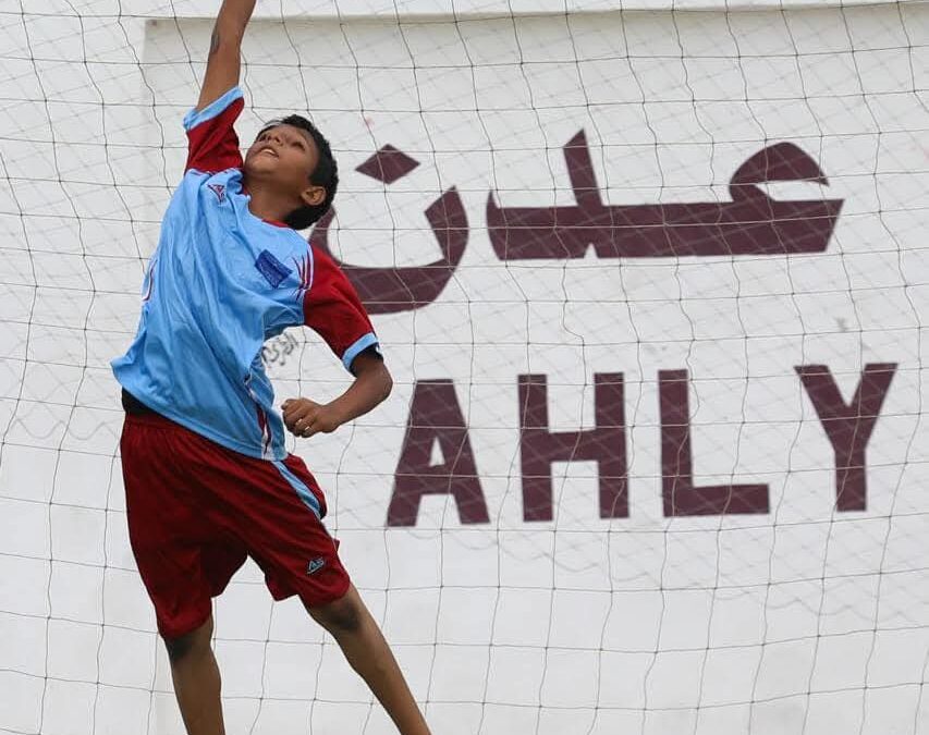 بدء توزيع 30 الف كرة قدم لطلاب المدارس…اتحاد كرة القدم يبدأ برنامح الفيفا من عدن