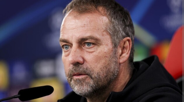 برشلونة يركز على مطالب فليك رغم الصعوبات المالية