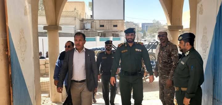 الوكيل العامري والعميد بن حبيش يتفقدان سير العمل الأمني في شرطة مديرية سيئون