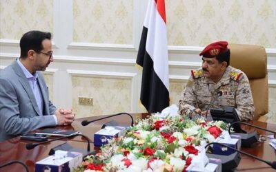 الفريق الركن محسن الداعري يبحث مع بعثة أطباء بلا حدود دعم الخدمات الطبية والمستشفيات العسكرية.
