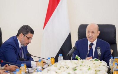 وزراء مستهدفون بالتغيير في مقترح لرئيس الوزراء يلتقون العليمي ويطالبون بتغيير بن مبارك