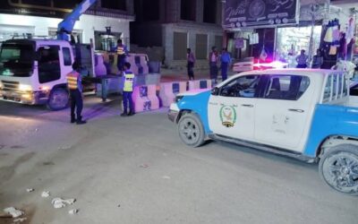 شرطة السير في شبوة تدعو المواطنين للالتزام بالمواقف المحددة للحد من الازدحام المروري