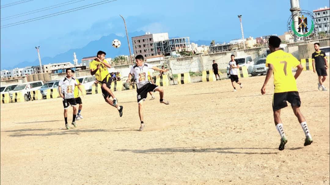 اللواء الأول دعم وإسناد يواصل الدفاع عن لقبه ويتأهل إلى نصف نهائي بطولة الحزام الأمني الرمضانية