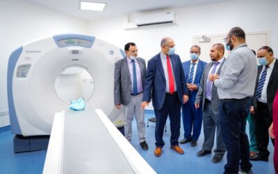 الرئيس الزُبيدي يزور مستشفى الشيخ خليفة بن زايد بسقطرى ويطلع على خدماته الطبية