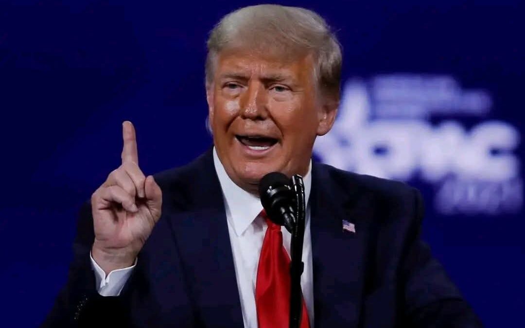 “دونالد ترامب” لإيران: دعوا الحوثيين يقاتلون بأنفسهم “سيتم إبادتهم تماماً”