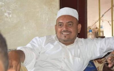الحديدة: مليشيا الحوثي تقتحم منزل المؤرخ عرفات الحضرمي بزبيد وتقتاده إلى جهة مجهولة
