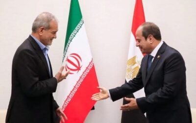 الرئيس المصري يتلقى اتصالا من نظيره الإيراني