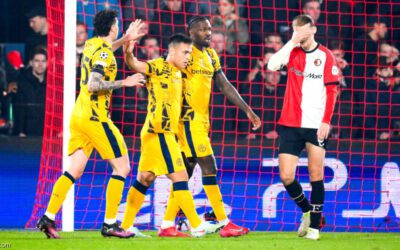 إنتر ميلان يفوز على فيينورد ويضع قدمًا في ربع نهائي دوري أبطال أوروبا