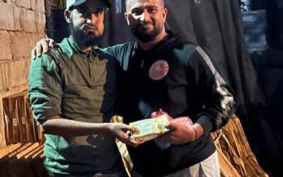 العميد الشنيني يقدم دعم مالي لانجاح بطولة الشهيد القائد عبداللطيف السيد في مدينة الكود