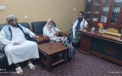 مدير عام خنفر” اليوسفي” يلتقي بالعالم الفلكي سالم الجعيدي عضو لجنة الاهله والمواقيت في وزارة الأوقاف والإرشاد.