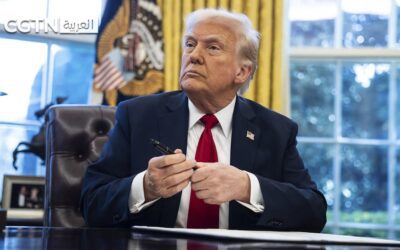 ترامب يعلن فرض رسوم بنسبة 25 بالمئة على السيارات