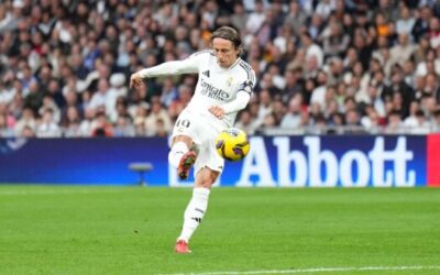 مودريتش امام فرصة الانضمام لكبار نجوم الكلاسيكو