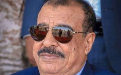 اللواء بن بريك يُعزّي في وفاة المناضل الكبير قاسم عبدالله الصانبي