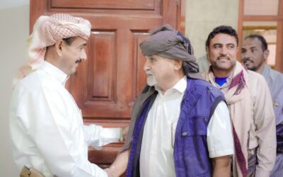 المحافظ بن الوزير يواصل استقبال جموع المهنئين بعيد الفطر المبارك.