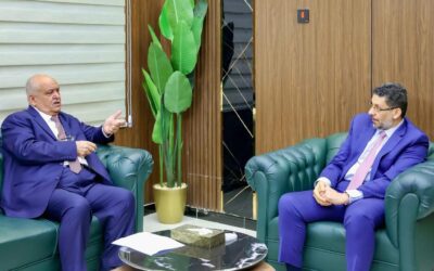 رئيس الوزراء يتفقد وزارة الخدمة المدنية ويشدد على الانضباط الوظيفي وسرعة إنجاز صرف العلاوات والتسويات