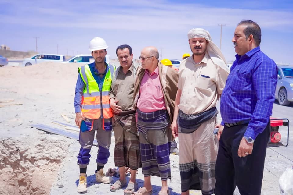 وكيل وزارة الزراعة يشيد بمستوى الإنجاز في مشروع الطاقة الشمسية ويثمن جهود المحافظ ودعم الأشقاء في الإمارات