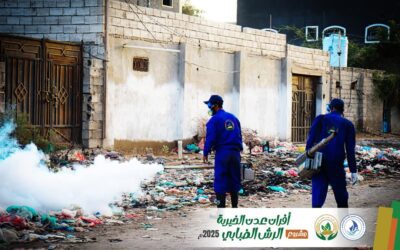 هيئة الخليج وعدن تدشن حملة رش ضبابي لمكافحة البعوض في مديرية المنصورة