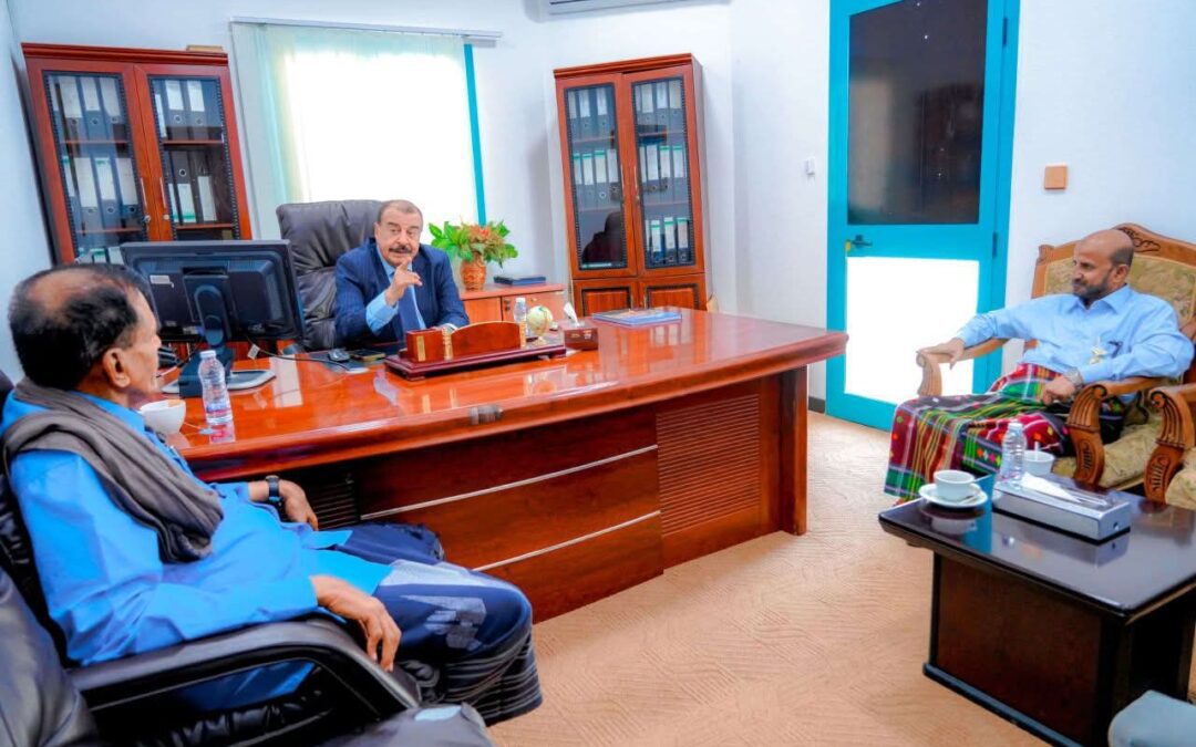 اللواء بن بريك يستقبل رئيس كتلة الوادي والصحراء بالجمعية الوطنية