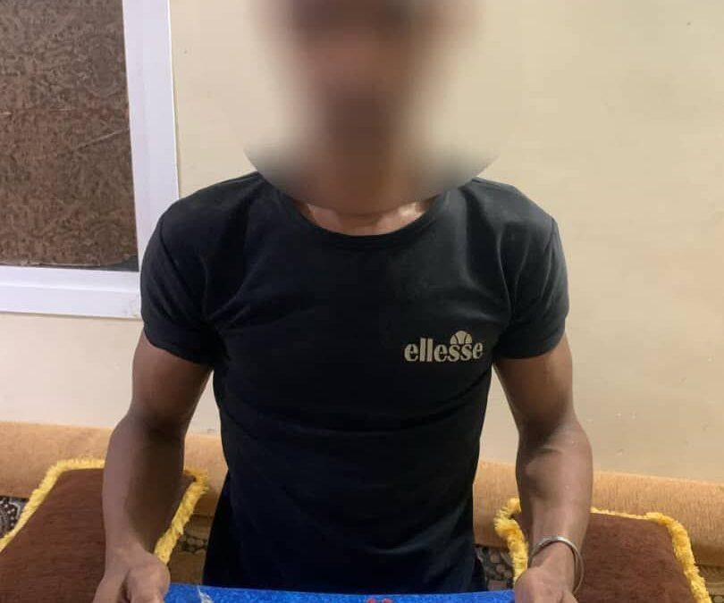 حزام لحج يضبط مروّجاً ومتعاطياً للمواد المخدّرة
