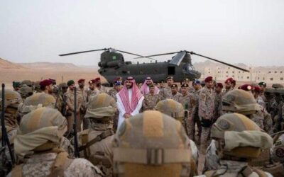 وزير الدفاع السعودي يشهد تمرين ‘النخبة’ ويشيد بجاهزية القوات الخاصة