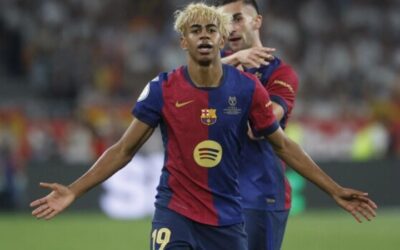 يامال على قدم المساواة مع افضل موسم لفينيسيوس جونيور في سن 17