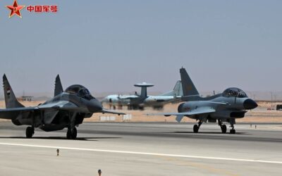 القوات الجوية الصينية والمصرية تجريان تدريبا مشتركا في مصر