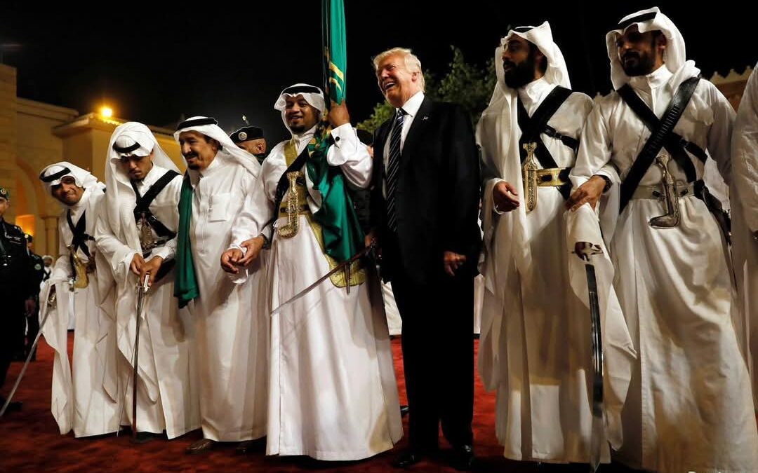 إليك جدول اليوم في زيارة الرئيس الأمريكي للرياض وفق البيت الأبيض :