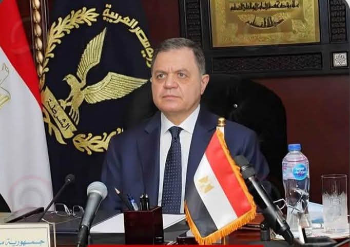 التحية لوزير الداخلية بعد تدخله لحل مشكلات بعض الأخوة اليمنيين في مصر