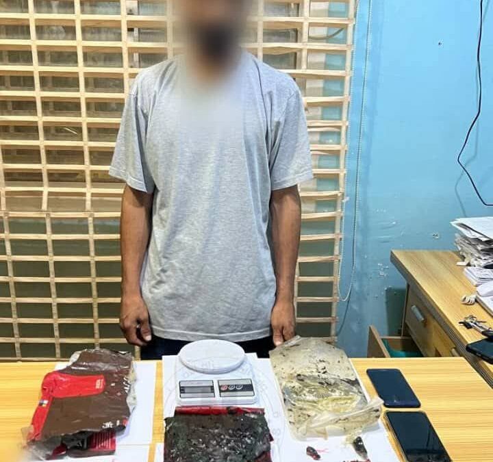 عملية أمنية مشتركة بين مكافحة المخدرات في الحزام الامني ،وادارة امن عدن  تسفر عن ضبط كيلو حشيش في مدينة السلام بعدن
