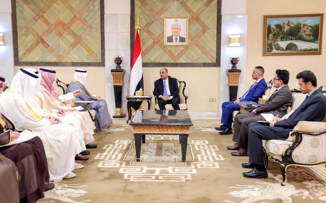 رئيس الوزراء يستقبل أمين عام مجلس التعاون لدول الخليج العربية