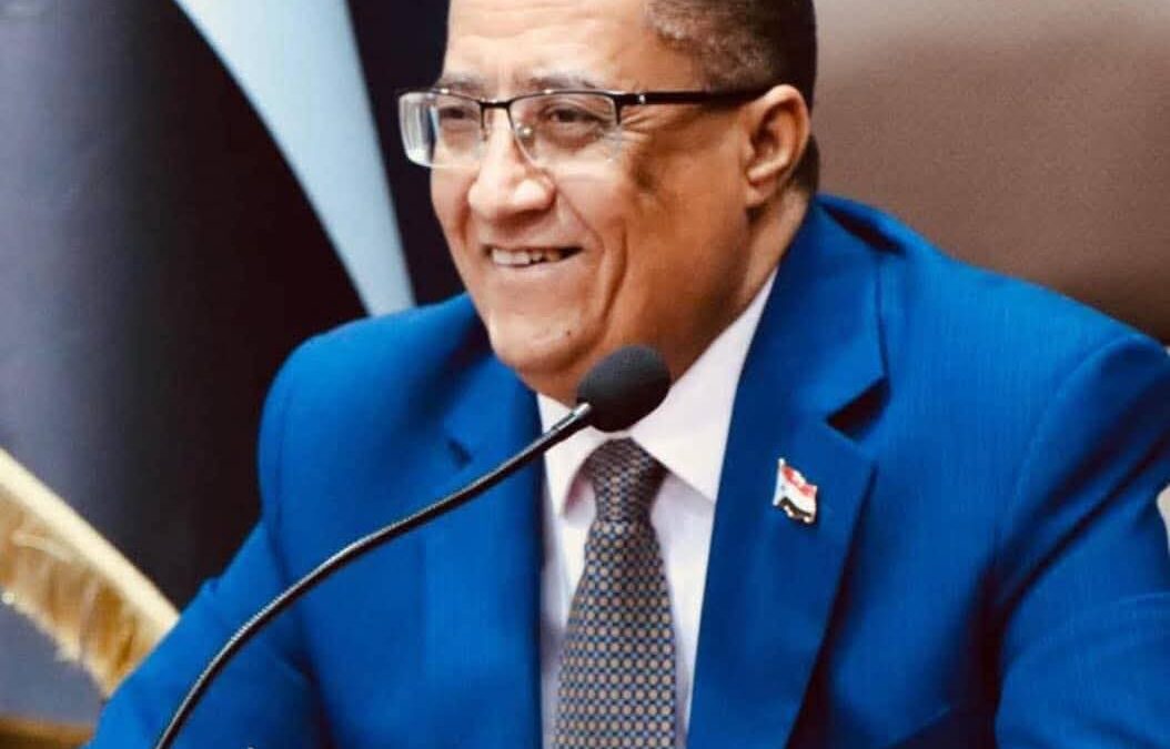 الخبجي ملكات القيادة وطبيب الإنسانية