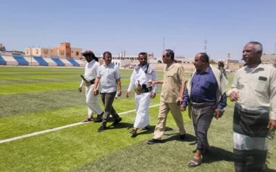 الأمين العام هشله يتفقد سير العمل في مشروع تحسين البنية التحتية لملعب الفقيد الخليفي