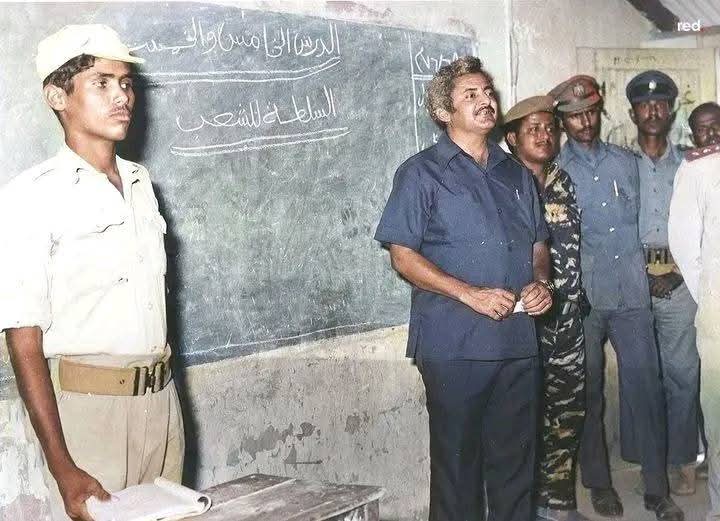 من قصص ذكريات الرئيس سالمين : عشاء الفاصوليا الذي رفض دفع حسابه بجعار