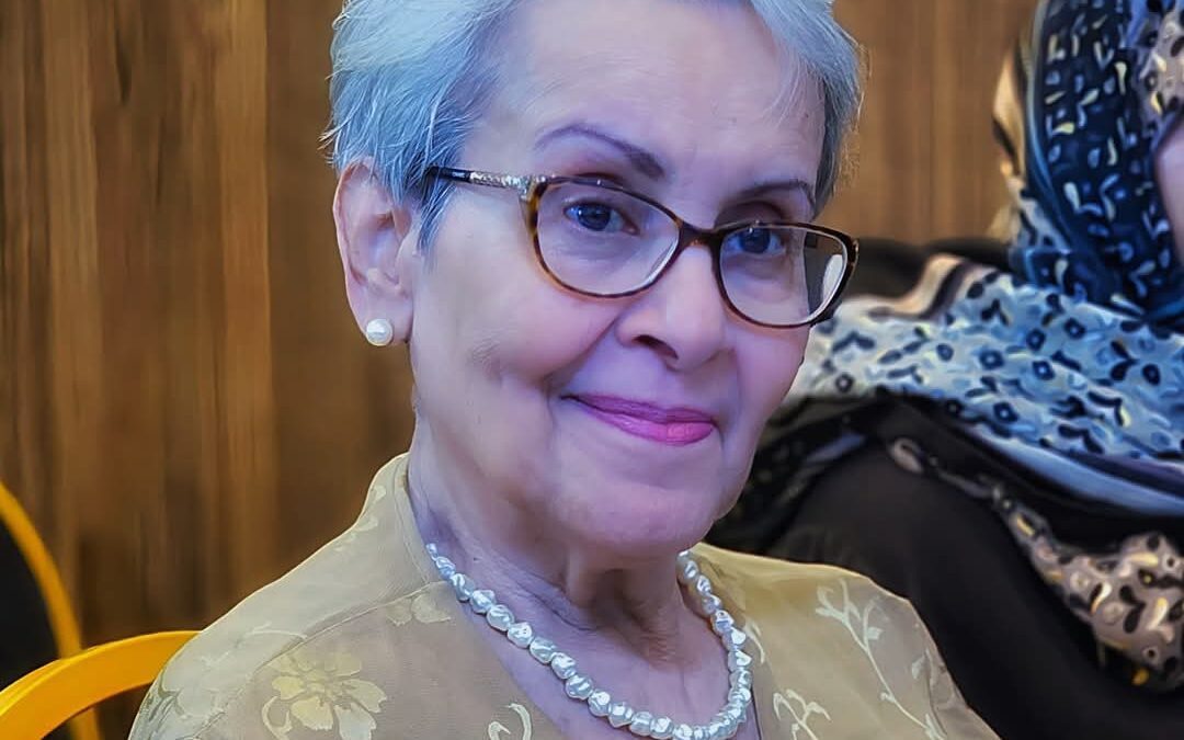 الإعلامية العدنية أمـل  بلجون في سطور