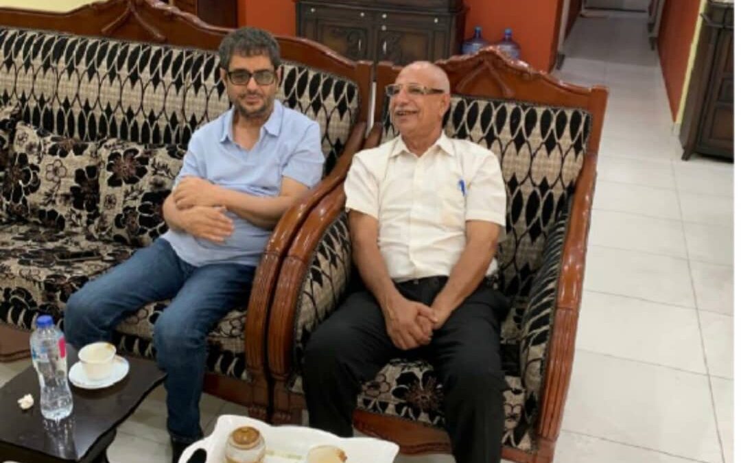 أحمد عبداللاه وثنائية العلم والأدب