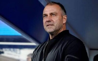 رسميا.. برشلونة يعلن تجديد عقد فليك حتى 2027