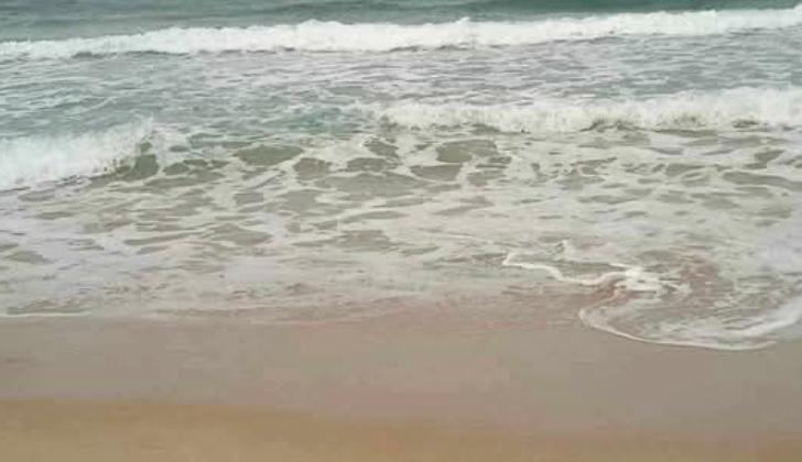 غرق 4 شبان من أبناء كريتر في ساحل جولدمور.. وانتشال 3 منهم