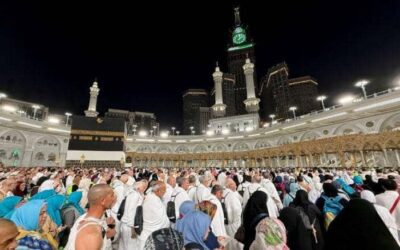 السعودية تحذر الحجاج من الحرارة وتدعوهم إلى هذا الأمر