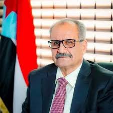 القيادي الجنوبي البارز فضل الجعدي في تغريدة على منصة X السياسات الخرقاء تقود البلاد إلى الهاوية