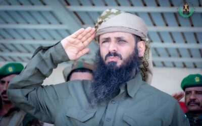 العميد الوالي يعزي مدير الشؤون القانونية في قوات الحزام الامني  بوفاة والدته