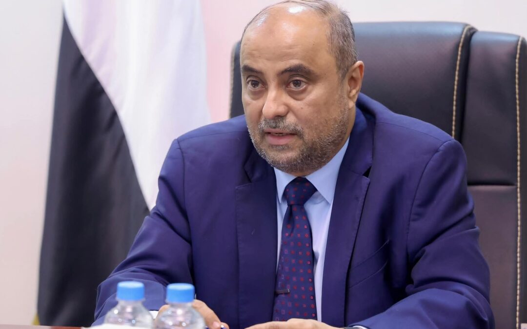 رئيس الوزراء يترأس اجتماعاً حكومياً لمتابعة إجراءات حل مشكلة انقطاعات الكهرباء وتخفيف معاناة المواطنين
