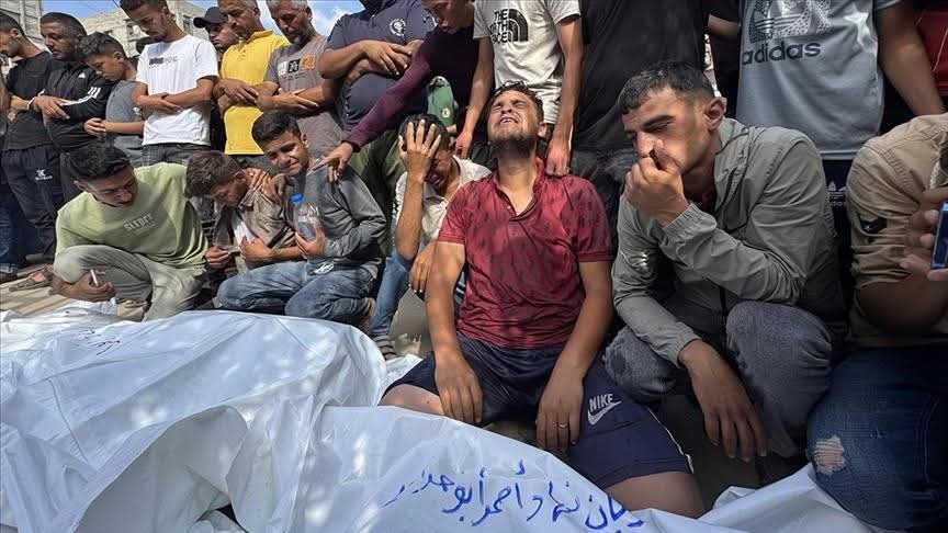 استشهاد 30 فلسطينيا بينهم أطفال بغارات إسرائيلية على قطاع غزة